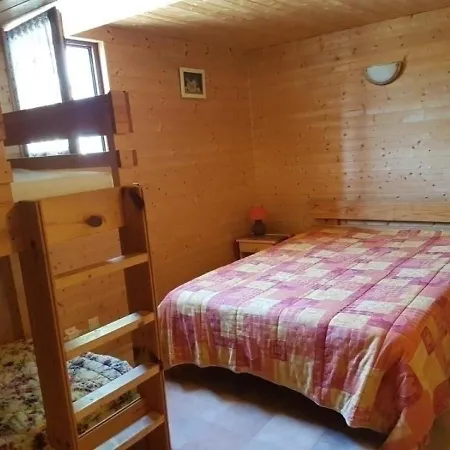 Chalet Besse-et-saint-anastaise, 4 Pieces, 8 Personnes - Fr-1-395-5 *